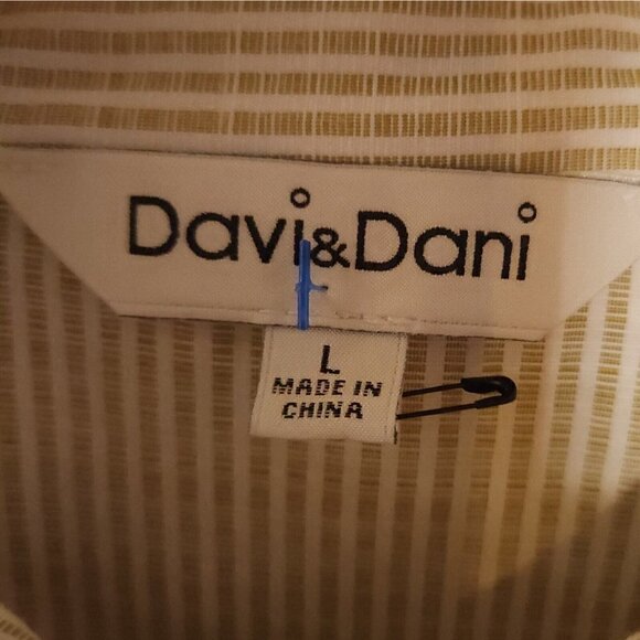 Davi & Dani Tan Textured Patchwork Statement Sleeve Button Down Large - Picture 5 of 7